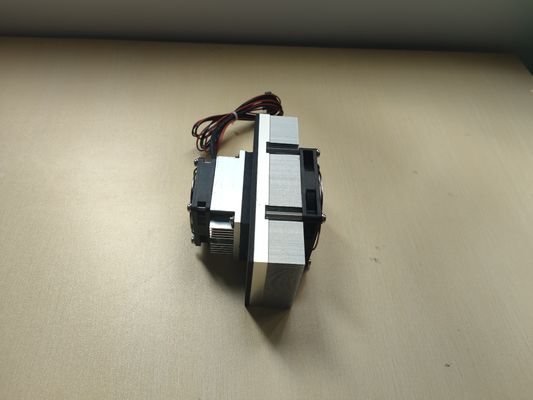 Kühlleistung 10W Luft-zu-Luft thermoelektrische Kühlvorrichtung ATA010-05